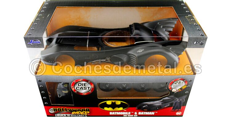 1989 Batmobile Batman Returns con Figura de Batman Metal KIT 1:24 Jada Toys 30874